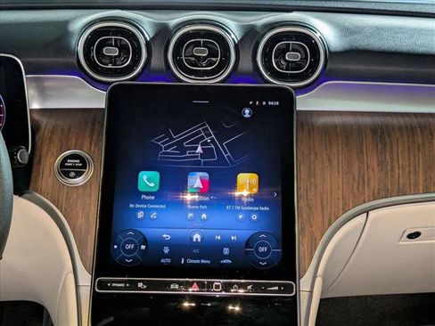 Certified 2025 Mercedes-Benz GLC 300 image 18