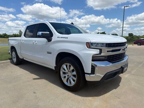 Used 2020 Chevrolet Silverado 1500 LT w/ Texas Edition RWD image 1