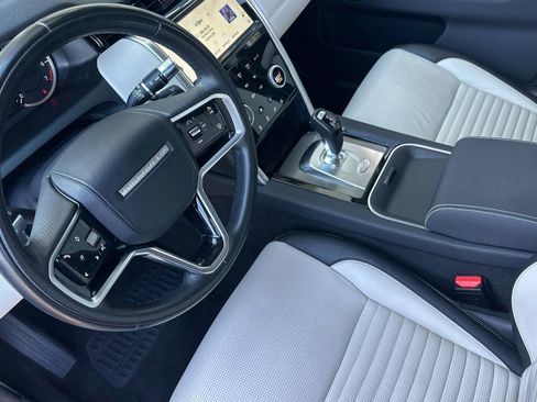 Certified 2022 Land Rover Discovery Sport S R-Dynamic AWD/4WD image 17