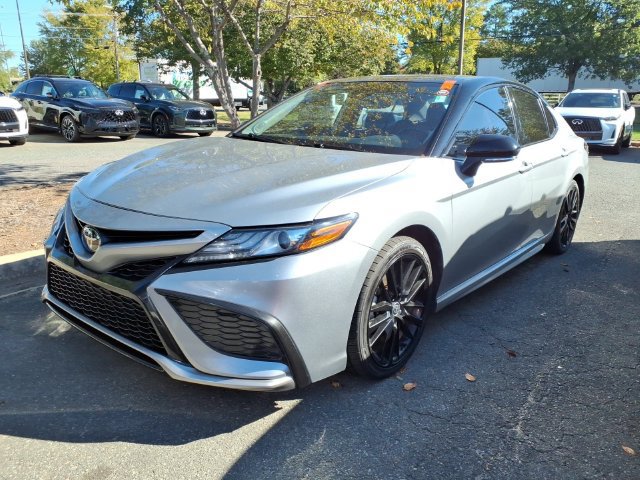Used 2024 Toyota Camry XSE w/ Navigation Package FWD image 1