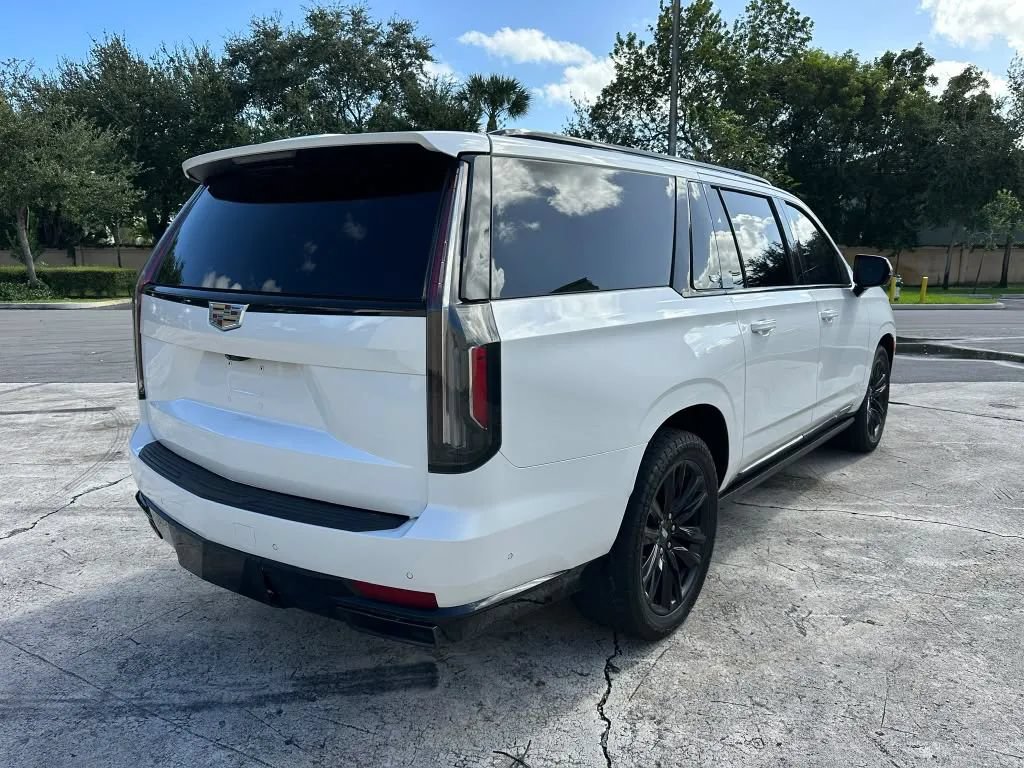 Used 2021 Cadillac Escalade ESV Sport w/ Driver Assist Tech Package RWD image 5