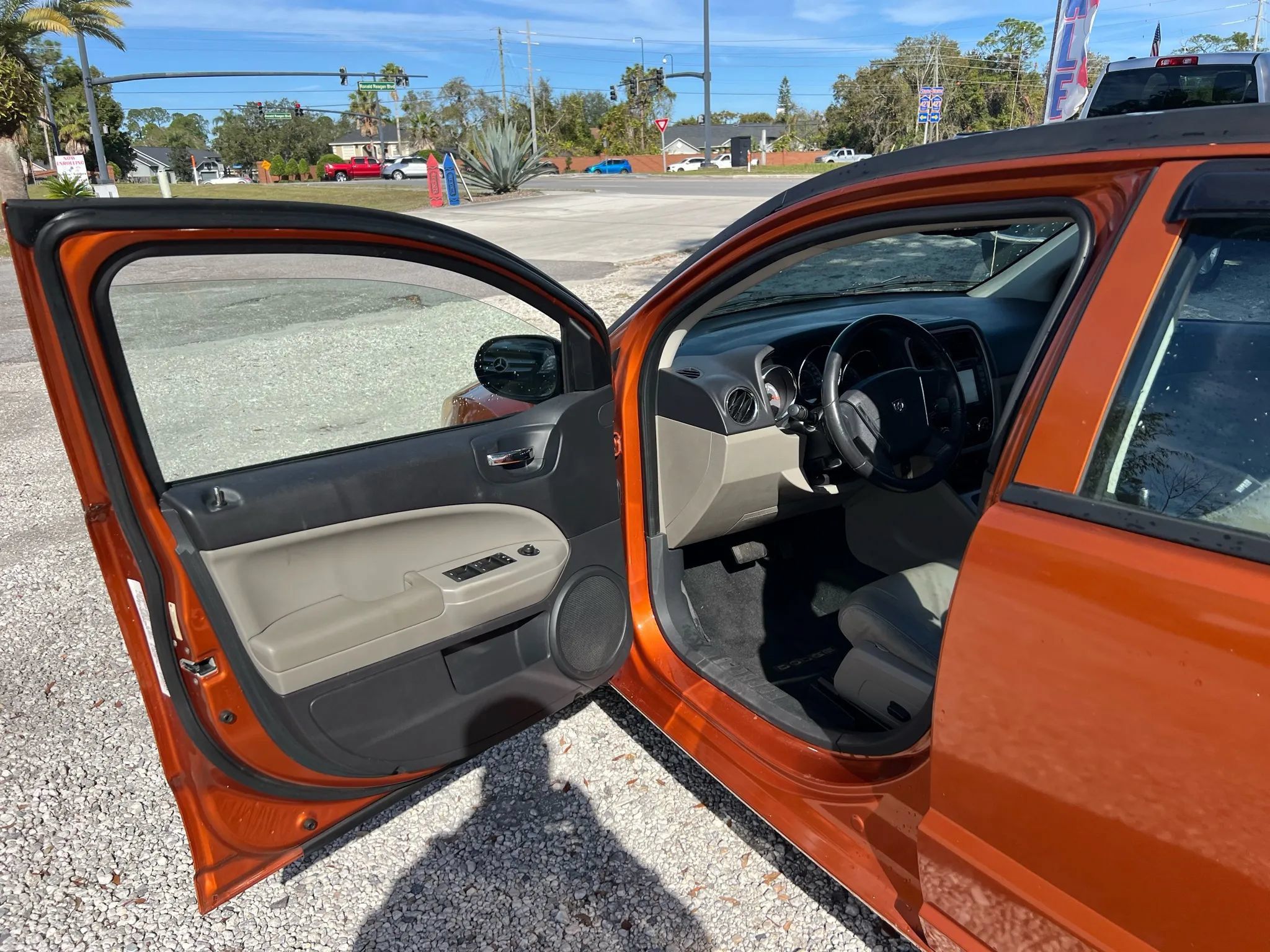 Used 2011 Dodge Caliber Uptown w/ Security Group FWD image 17