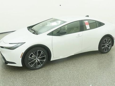 New 2026 Toyota Prius XLE image 35