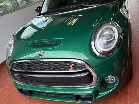 Used 2020 MINI Cooper S FWD image 1