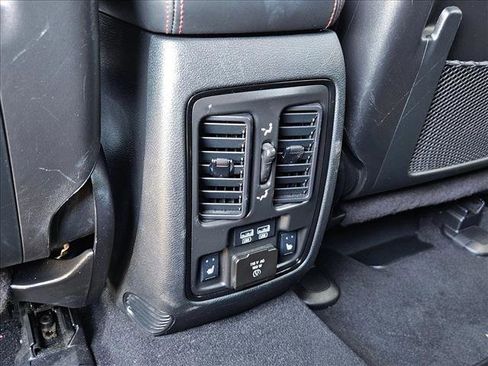 Used 2024 Dodge Durango GT AWD/4WD image 25