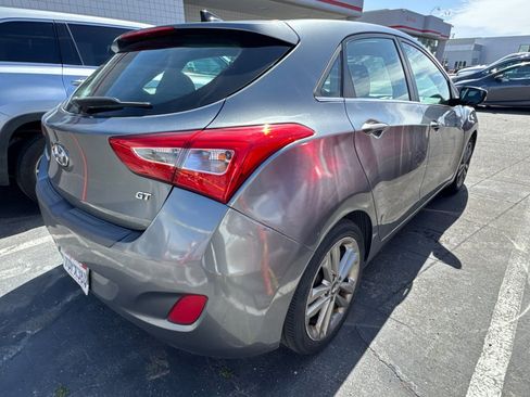 Used 2016 Hyundai Elantra GT w/ Option Group 03 FWD image 5