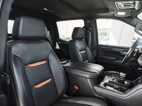 Used 2023 GMC Sierra 1500 AT4 w/ AT4 Premium Package image 31