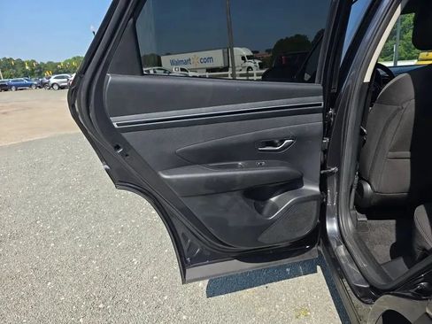 Used 2023 Hyundai Tucson SEL FWD image 43