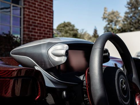 Used 2021 McLaren Elva RWD image 45
