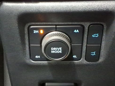 Certified 2025 Ford Expedition Max Active AWD/4WD image 18