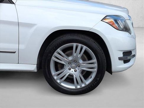 Used 2015 Mercedes-Benz GLK 350 2WD image 23