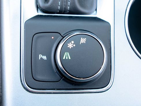 Certified 2020 Chevrolet Blazer LT FWD image 26