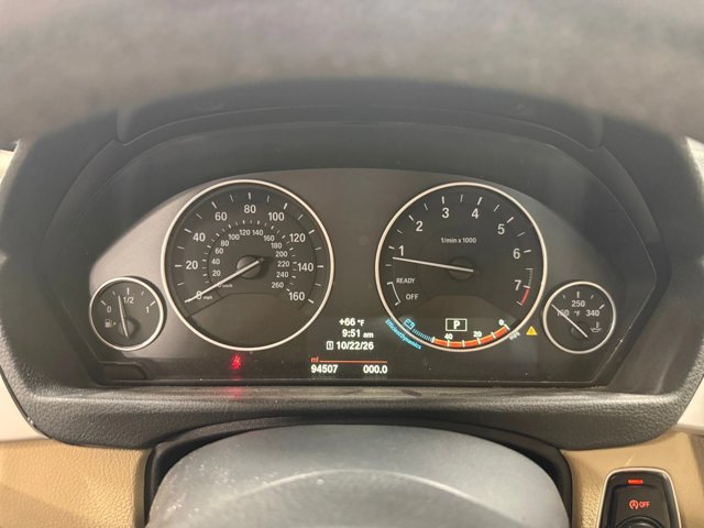 Used 2014 BMW 320i Sedan RWD image 10