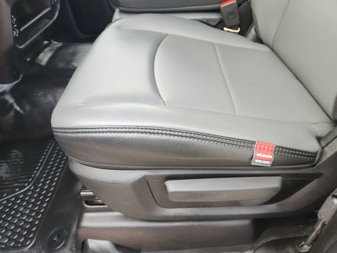 New 2026 RAM 2500 Tradesman w/ Chrome Appearance Group image 20