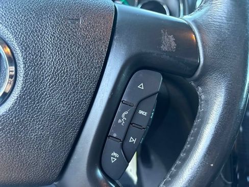 Used 2017 Buick Enclave Leather AWD/4WD image 20