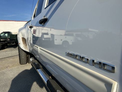 Used 2013 Chevrolet Silverado 3500 LT w/ Interior Plus Package image 14