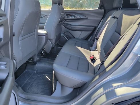 Certified 2023 Chevrolet TrailBlazer RS w/ Sun and Liftgate Package image 33