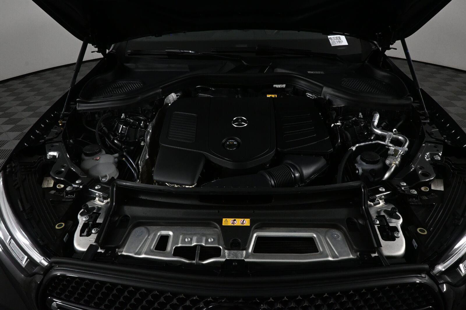 Used 2026 Mercedes-Benz GLC 300 4MATIC image 30