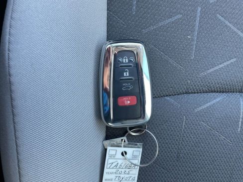 Used 2025 Toyota RAV4 XLE w/ Convenience Package image 25