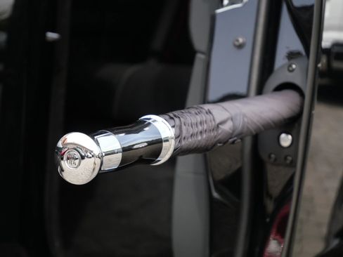 Used 2021 Rolls-Royce Cullinan image 6