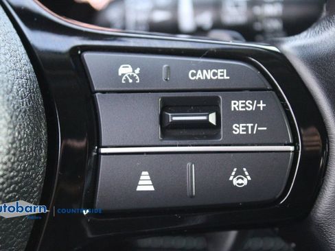 Used 2023 Honda Pilot Touring image 14