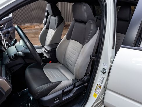 Used 2024 Toyota Tacoma TRD Sport image 30