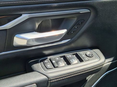 Used 2020 RAM 1500 Laramie w/ Sport Appearance Package AWD/4WD image 10