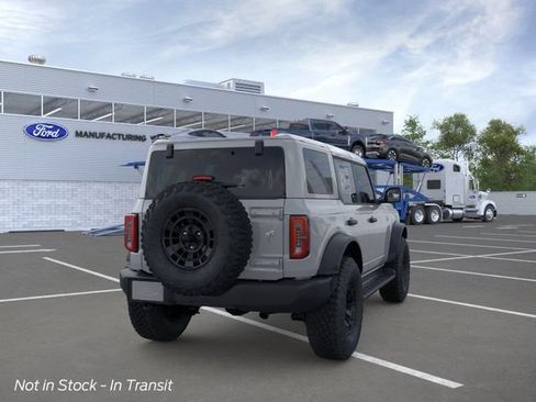 New 2026 Ford Bronco Outer Banks w/ Sasquatch Package AWD/4WD image 8