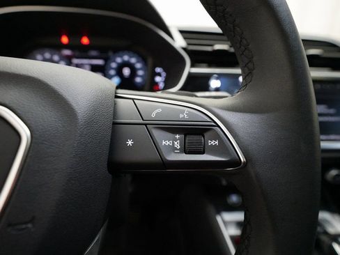 Used 2025 Audi Q3 2.0T Premium Plus w/ Premium Plus Package image 23