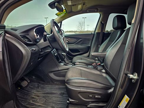Used 2018 Buick Encore Preferred image 12