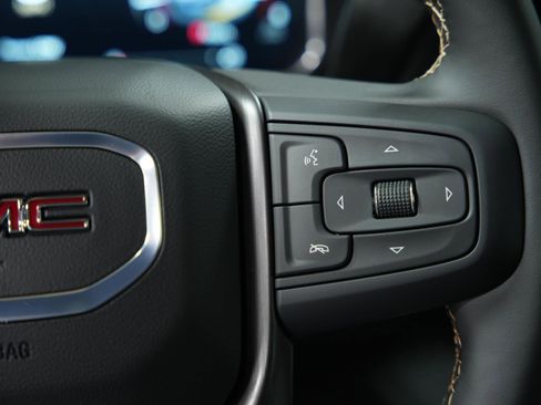 New 2026 GMC Sierra 2500 AT4 w/ AT4 Preferred Package image 34