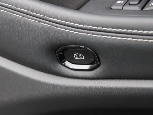 New 2026 Jeep Cherokee Laredo AWD/4WD image 24