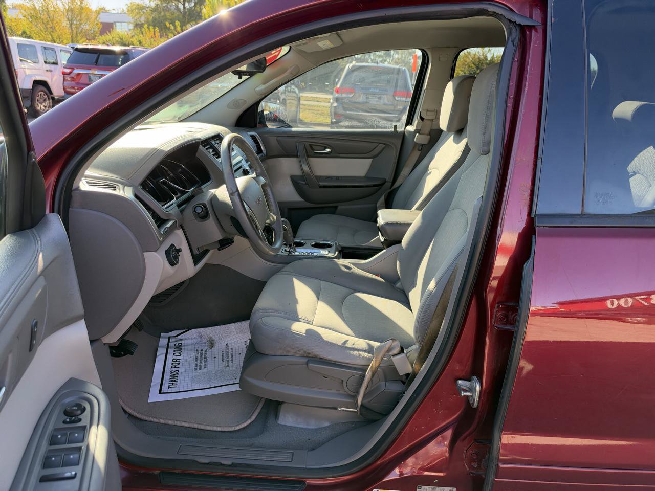 Used 2015 GMC Acadia SLE FWD image 12