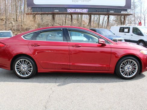 Used 2014 Ford Fusion SE w/ Equipment Group 202A image 6