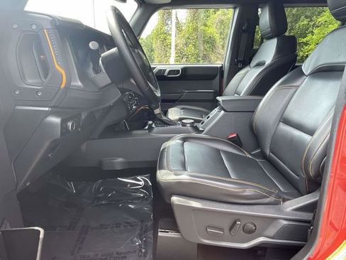 Used 2024 Ford Bronco Badlands AWD/4WD image 10
