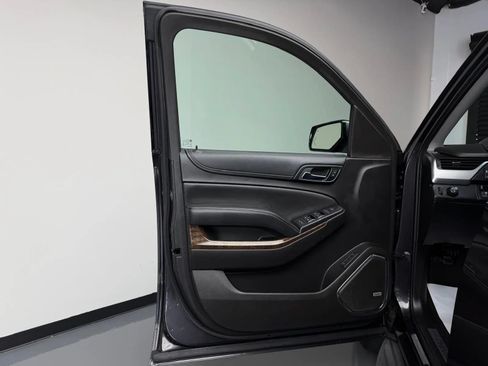 Used 2015 Chevrolet Tahoe LT RWD image 29