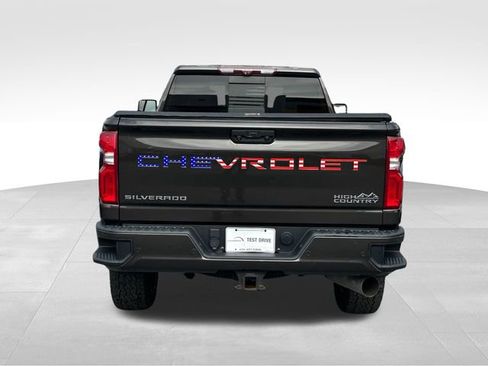 Used 2020 Chevrolet Silverado 2500 High Country image 4