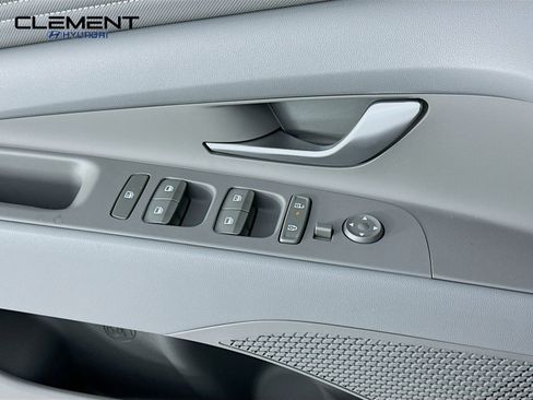 New 2026 Hyundai Elantra Sport FWD image 21