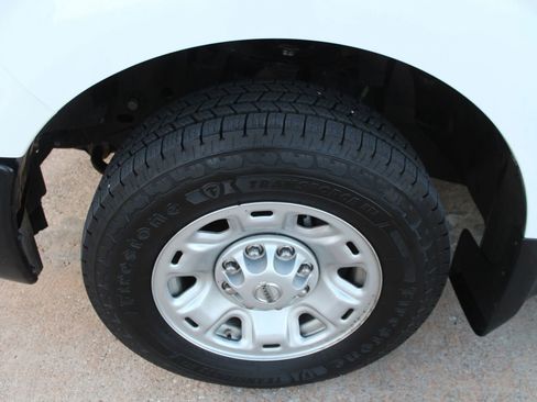 Used 2021 Nissan NV 2500 SV image 20