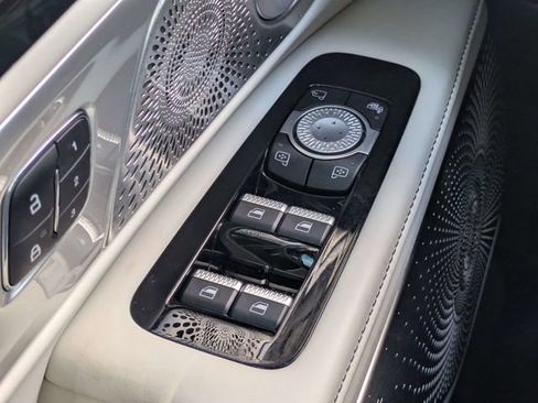 Certified 2024 Lincoln Nautilus Black Label image 24