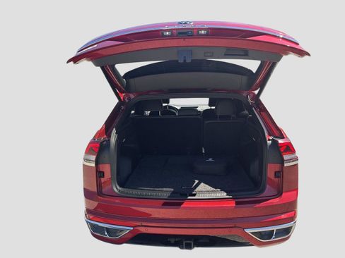 Used 2021 Volkswagen Atlas Cross Sport SE w/ Panoramic Sunroof Package AWD/4WD image 20