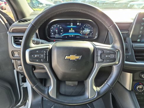 Used 2023 Chevrolet Suburban LT AWD/4WD image 17