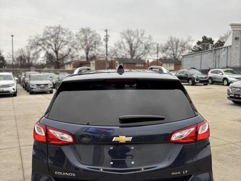 Used 2018 Chevrolet Equinox LT w/ Sun & Infotainment Package AWD/4WD image 4
