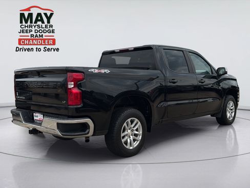 Used 2021 Chevrolet Silverado 1500 LT AWD/4WD image 7