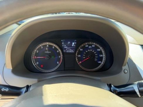 Used 2014 Hyundai Accent GLS w/ Option Group 2 FWD image 18