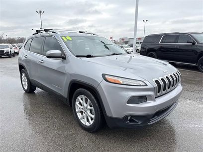 Used 2014 Jeep Cherokee Latitude w/ Comfort/Convenience Group
