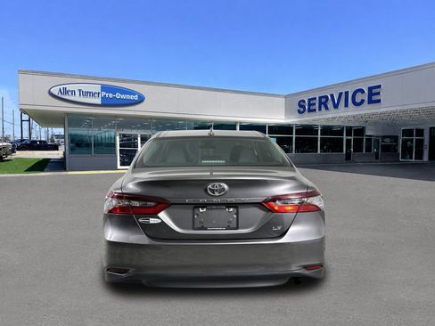 Used 2023 Toyota Camry LE FWD image 7