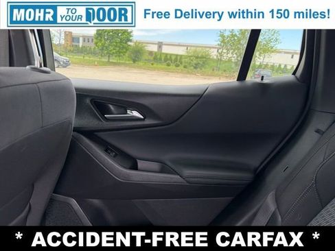 Used 2025 Chevrolet Equinox LT FWD image 31