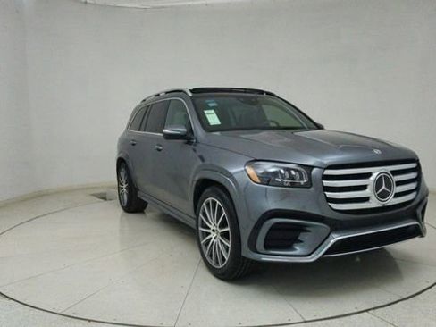 Used 2025 Mercedes-Benz GLS 450 4MATIC image 74