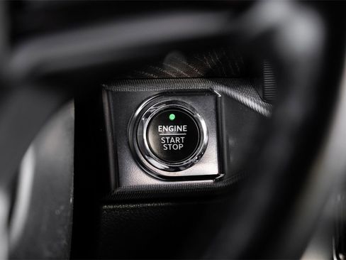 Used 2021 Ford F150 Platinum w/ Equipment Group 701A High image 18